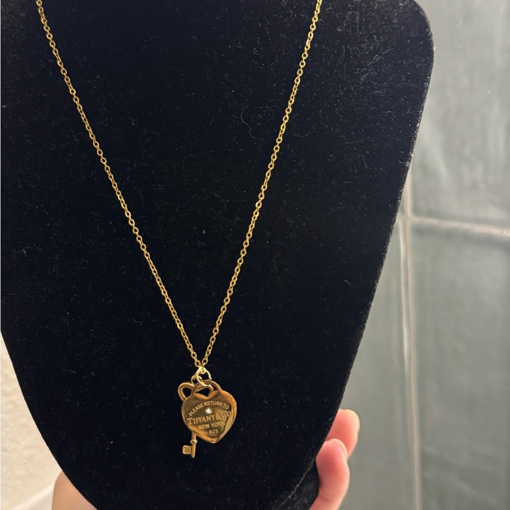 Gold Heart Pendant Necklace